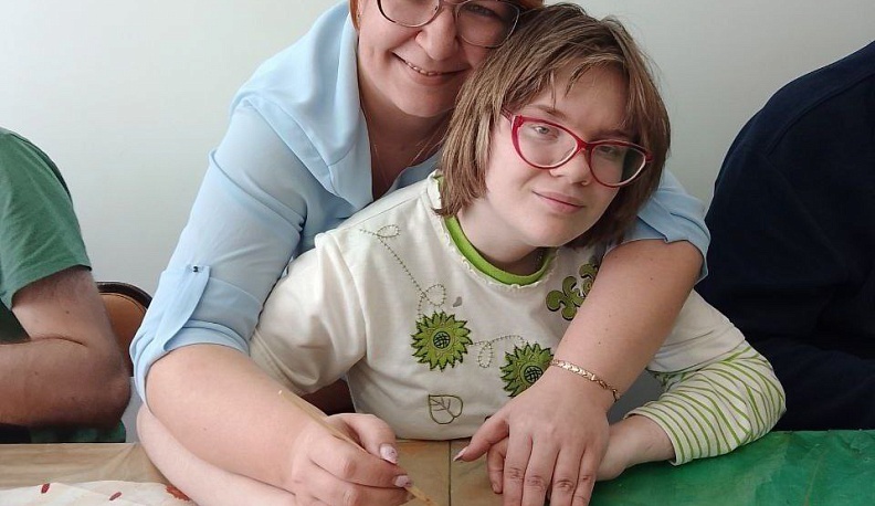 Владислав Шапша поздравил социальных работников с профессиональным праздником