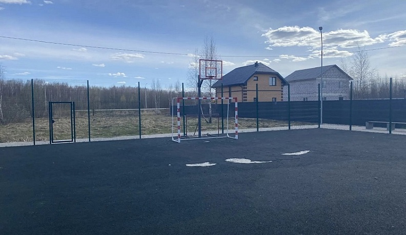 Спортивная площадка в Ферзиковском округе обрела новую жизнь благодаря обращению жителей