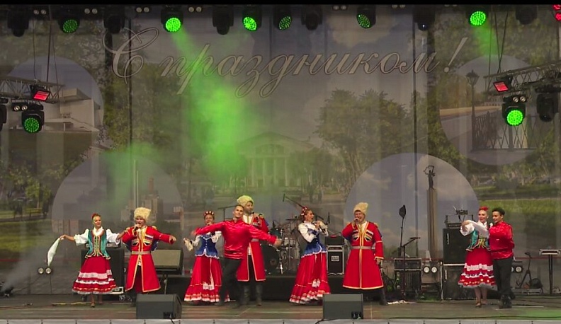 На Старом торге начинается концерт в честь Дня города Калуги