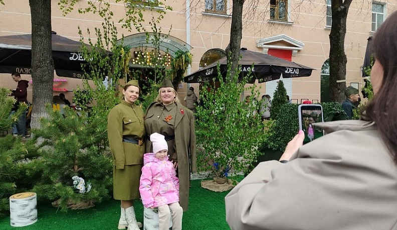 В Калуге Театральная площадь превратилась в музей Великой Отечественной войны