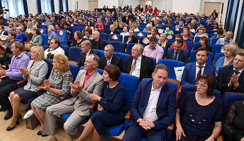 В Обнинске учителя поделились опытом дистанционного обучения