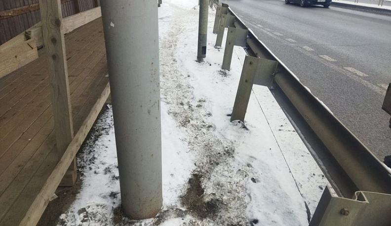 После обращений в интернете в Калуге привели в порядок остановку общественного транспорта