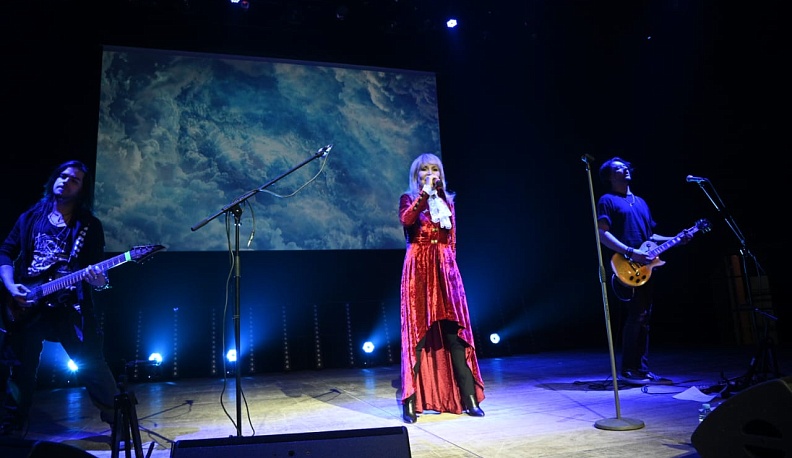 Ольга Кормухина выступила с концертом на фестивале «УграFest»