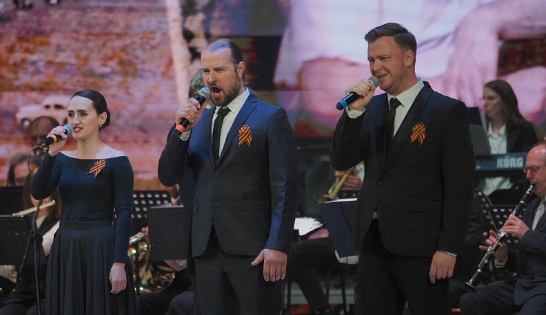 В преддверии Дня Победы в Калуге состоялся праздничный концерт