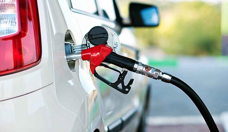 В Калужской области немного подешевели оптовые цены на топливо