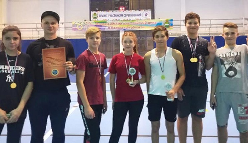 Никто, кроме нас