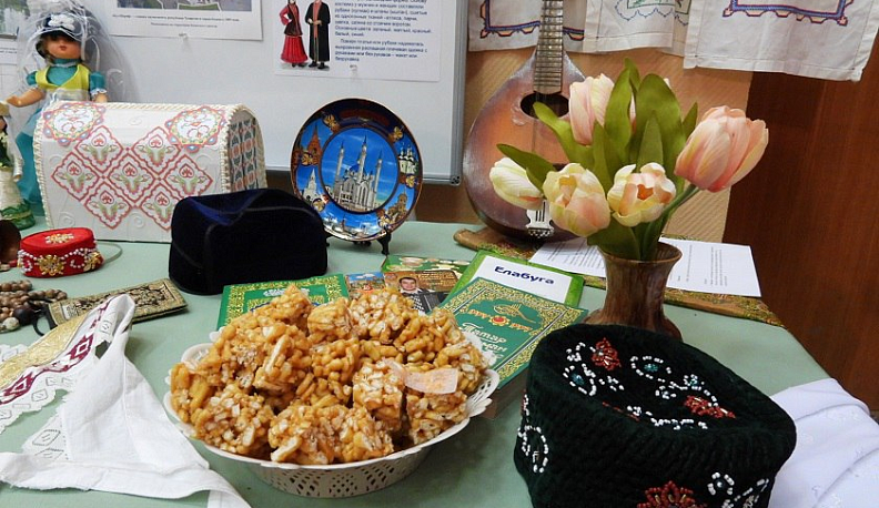 В Износках на фестивале национальных культур представили восемь народностей России