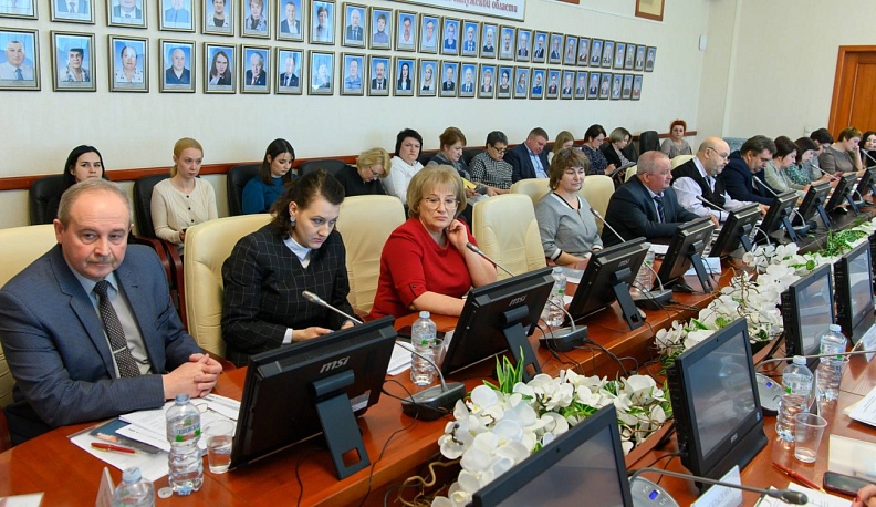 В Калуге обсудили поддержку этнокультурного многообразия народов, проживающих в регионе