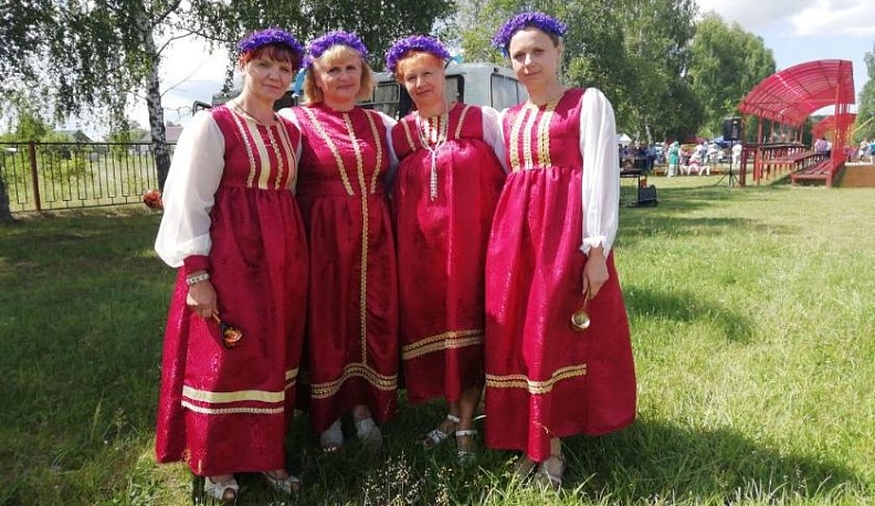 Стучите, ложечки, играйте!