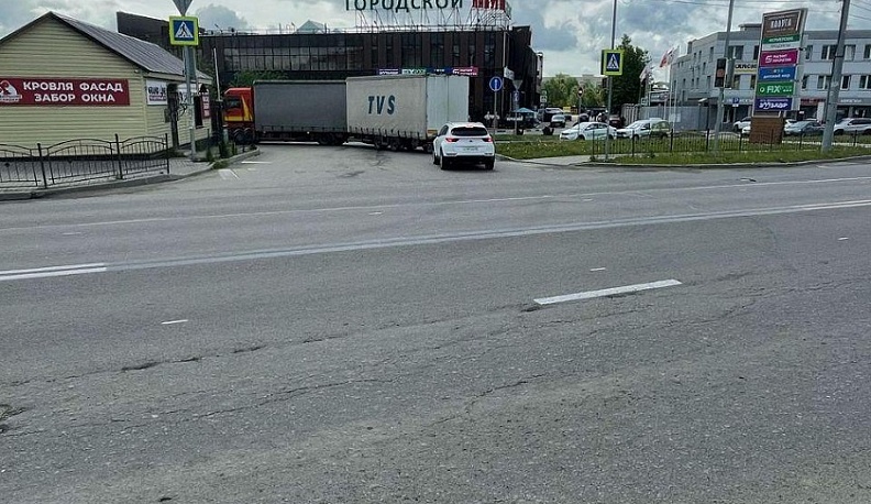 В Калуге нанесли разметку и восстановили плитку после обращений в интернете