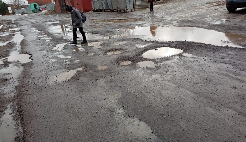 Размышления у непарадного въезда