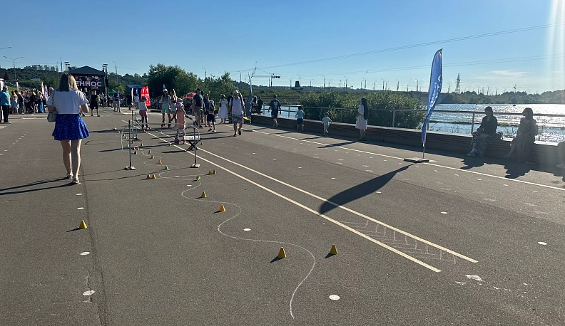 Фестиваль «Лимонад» в Калуге открылся молодёжными дебатами