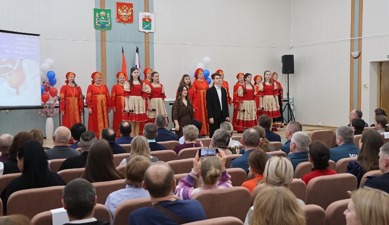 В Юхнове чествовали лучших тружеников