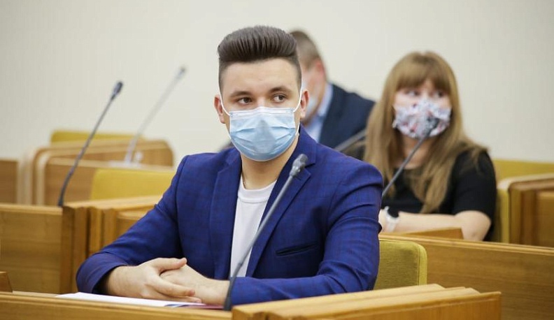 Член молодежного парламента: "Призывы к участию в несанкционированном митинге школьников — недопустимы"