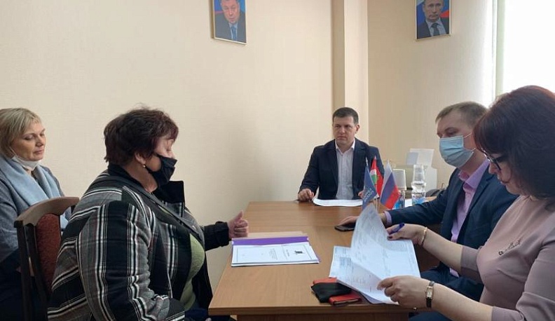 Александр Ефремов провёл личный приём граждан в Малоярославецком районе