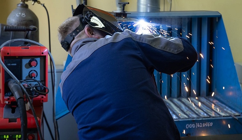 В Калуге назвали лучшего сварщика региона