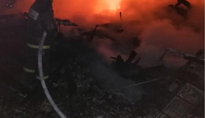 Сгорел дом в Мосальском районе 