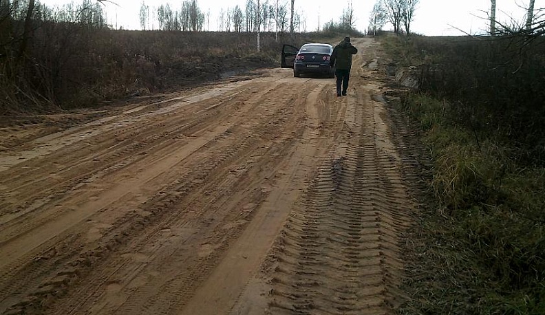 В Куйбышевском районе отремонтировали дорогу у деревни Падерки