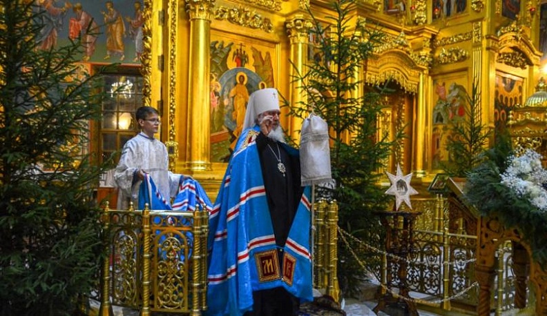 Митрополит Калужский и Боровский Климент поздравил калужан с Рождеством