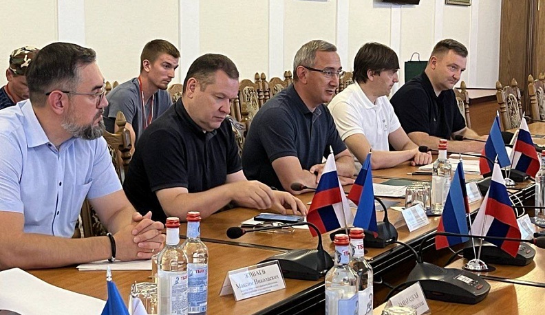 Владислав Шапша принял участие в совещании по подготовке учебных заведений к 1 сентября