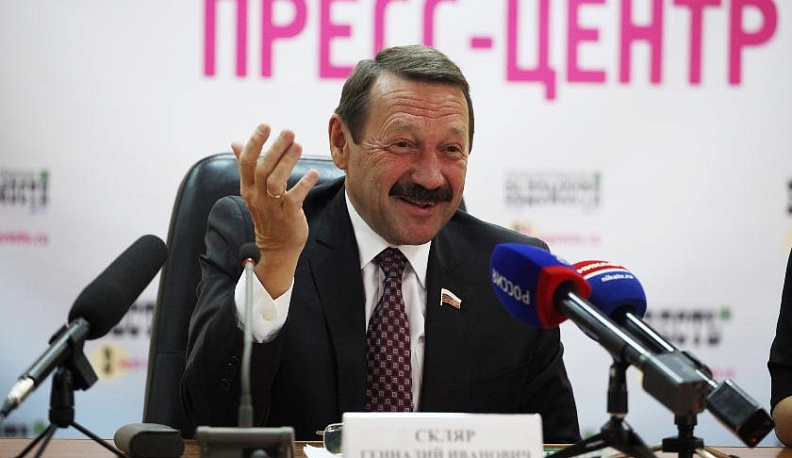 «Горячие новости» с Охотного ряда