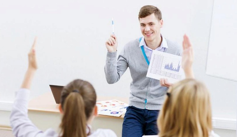 Геннадий Скляр прокомментирвал новый закон, разрешающий студентам работать в школах