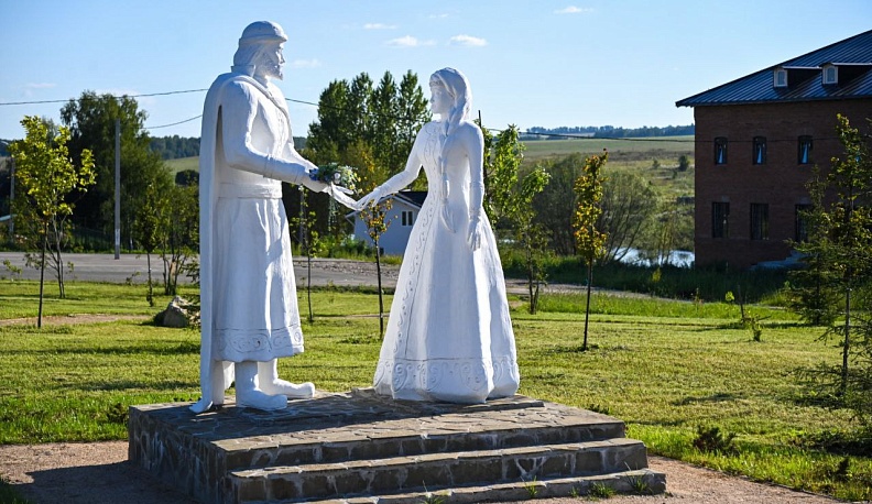 В Козельском районе мироточит икона