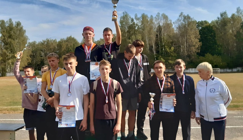 В Думиничах провели районный военизированный кросс для старшеклассников