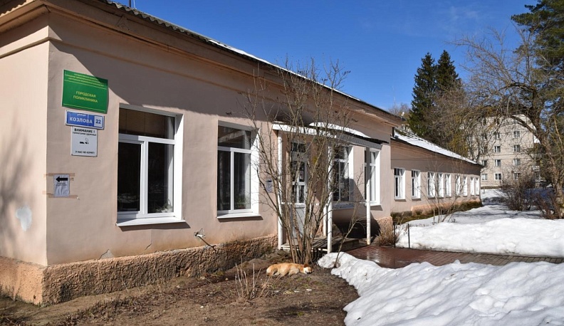 Илья Соваков рассказал о ходе ремонта поликлинике в районе Сукремль в Людинове