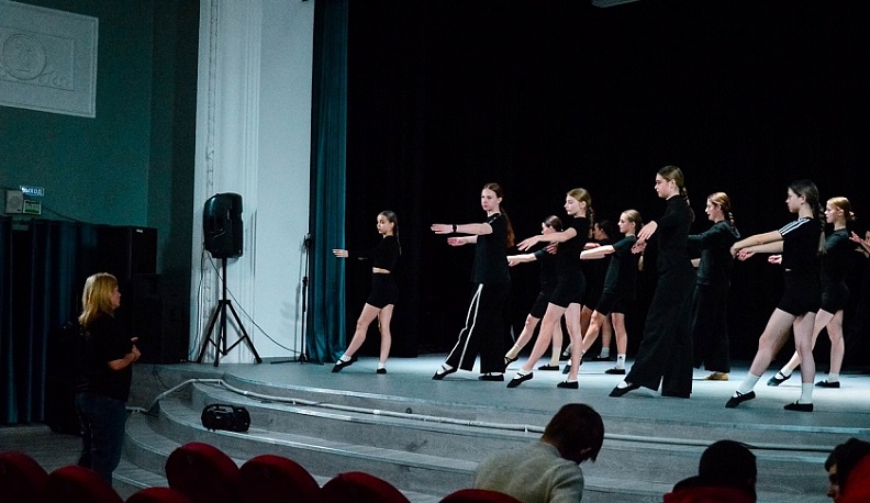  Мероприятия «Ночи искусств» прошли в Людинове на четырёх площадках