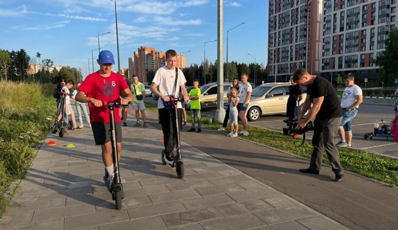 В Обнинске прошли первые гонки на электросамокатах