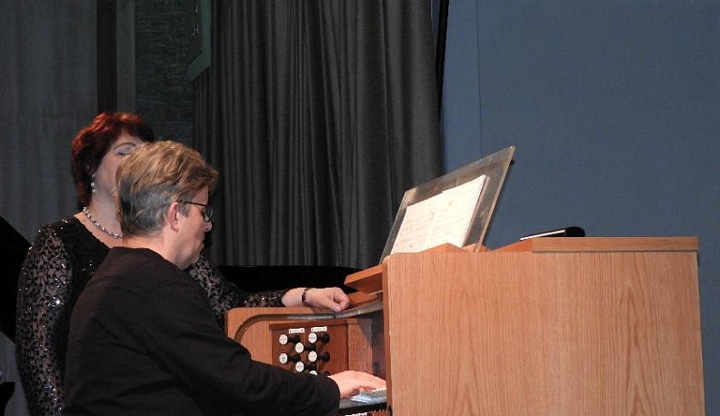 В Калуге выступил известный российский органист Фёдор Строганов