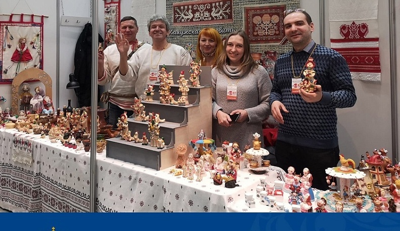Стенд с работами мастеров Калужской области стал лучшим на всероссийской выставке-ярмарке