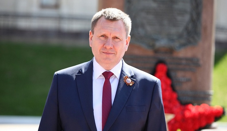 Геннадий Новосельцев поздравил калужан с Днем Победы