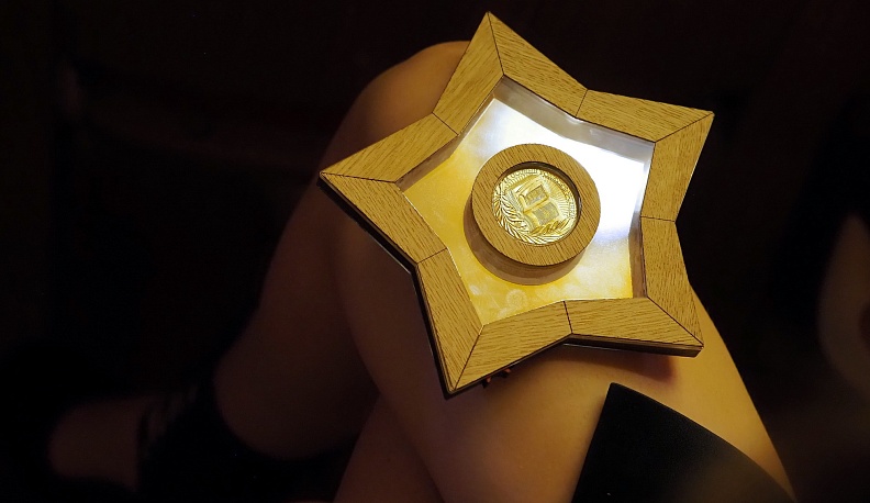 В администрации Калужской области медалистов встретили рэпом