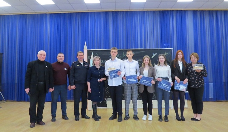 Кировский отряд юных инспекторов движения стал лучшим в области