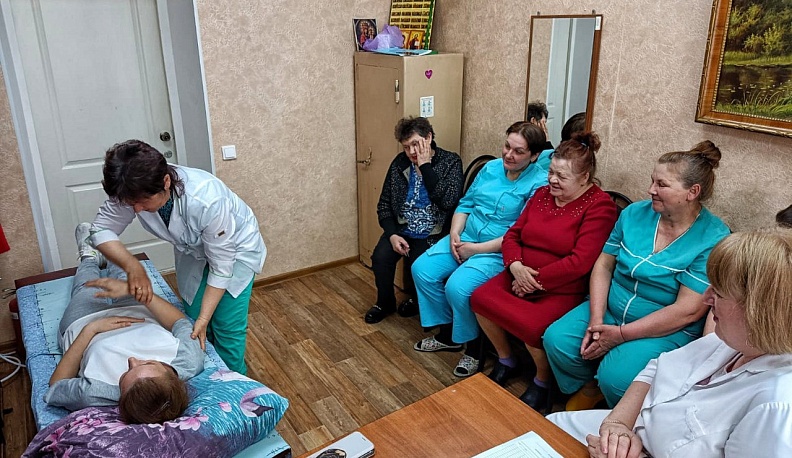 Работники дома-интерната «Двуречье» в Калужской области проходят обучение