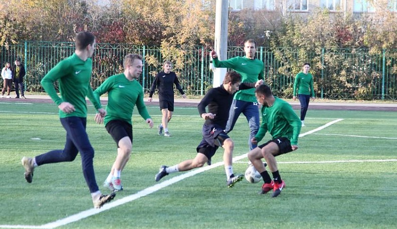 Главный кубок балабановского турнира по мини-футболу уехал в Боровск