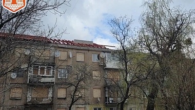 Калужские строители восстанавливают многоквартирный дом в городе Золотое ЛНР