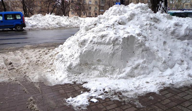 В Балабанове уберут снежные завалы у пешеходных переходов