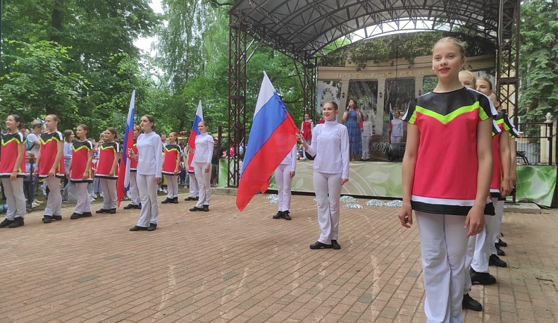 В Калуге проходят концерты в честь Дня России