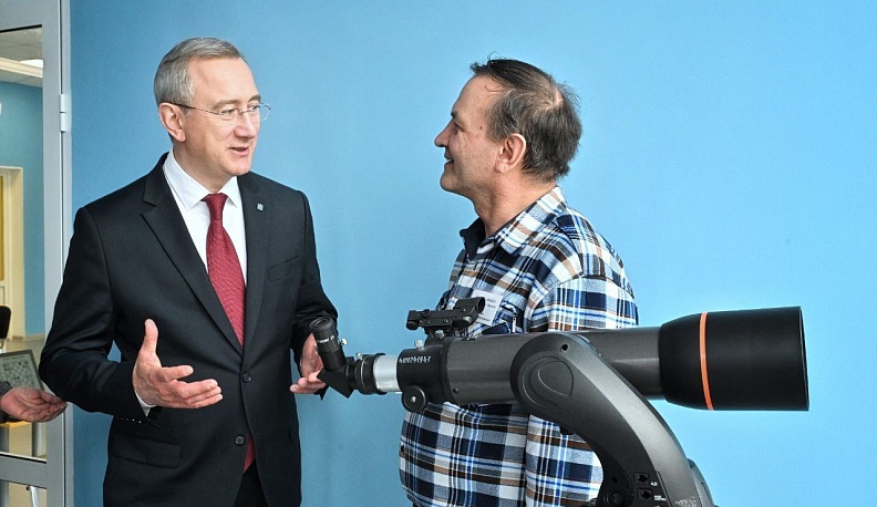 Владислав Шапша посетил центр дополнительного образования «Галактика» в Калуге