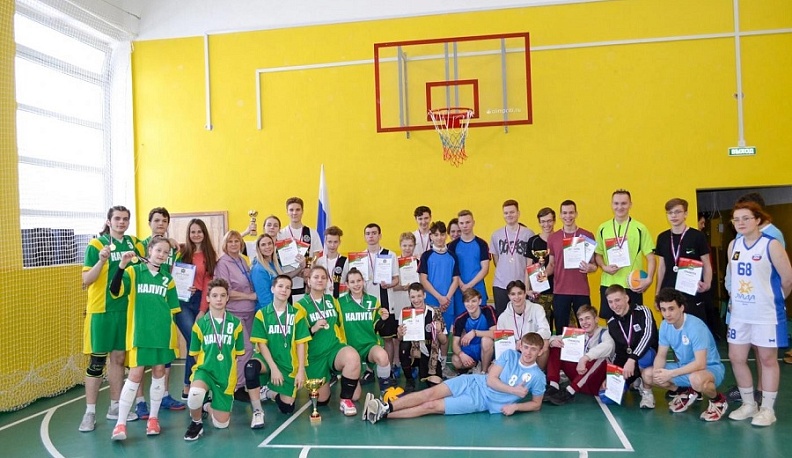 Среди пяти калужских социальных центров для детей состоялись соревнования по волейболу