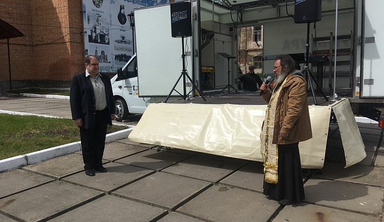 В Калужской области появился ещё один передвижной культурный центр