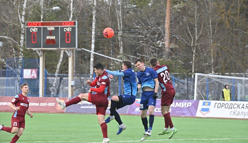 В калужском дерби победили футболисты «Кванта»