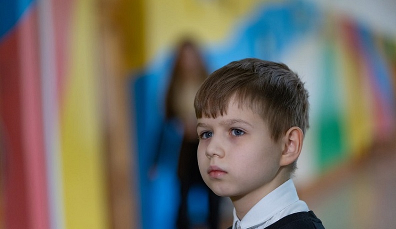 Сотрудники МЧС поблагодарили 11-летнего школьника из Калуги за спасение бабушки на пожаре