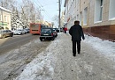 Жители Калуги выразили пожелание коммунальщикам лучше чистить от снега тротуары
