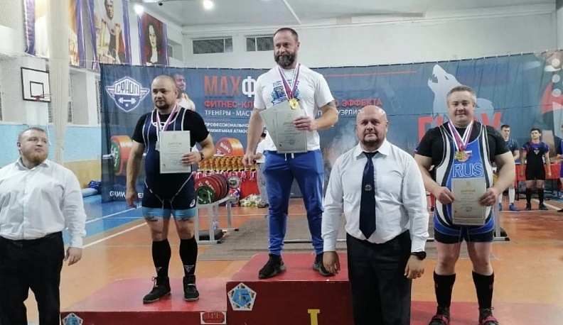 Калужане завоевали золотые награды на Всероссийских соревнованиях по пауэрлифтингу 