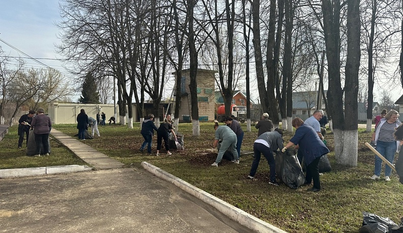 В Жуковском районе проходят субботники