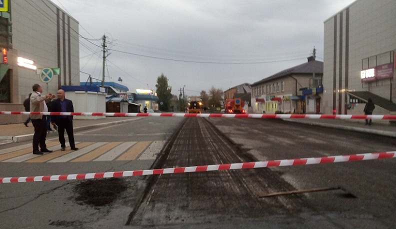 В центре Козельска идет ремонт автомобильной дороги